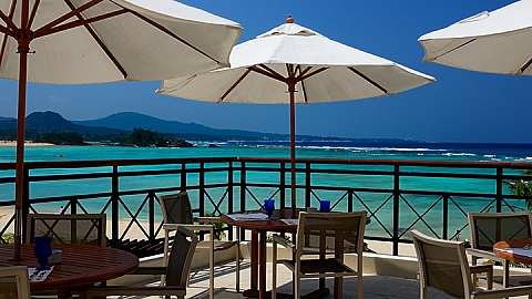 カフェテラス ラ ティーダ レストラン バー 公式 ザ ブセナテラス 沖縄リゾートホテル